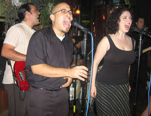 bullfrog-band